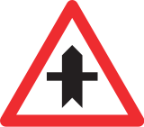 Verzweigung mit Strasse ohne Vortritt